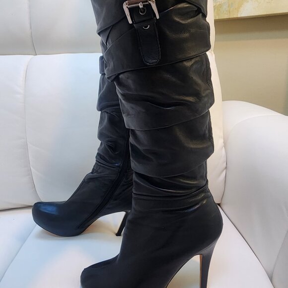 CHARLES DAVID Women's Black Leather Valentino Heeled Boots - Size 7.5 - Picture 2 of 16